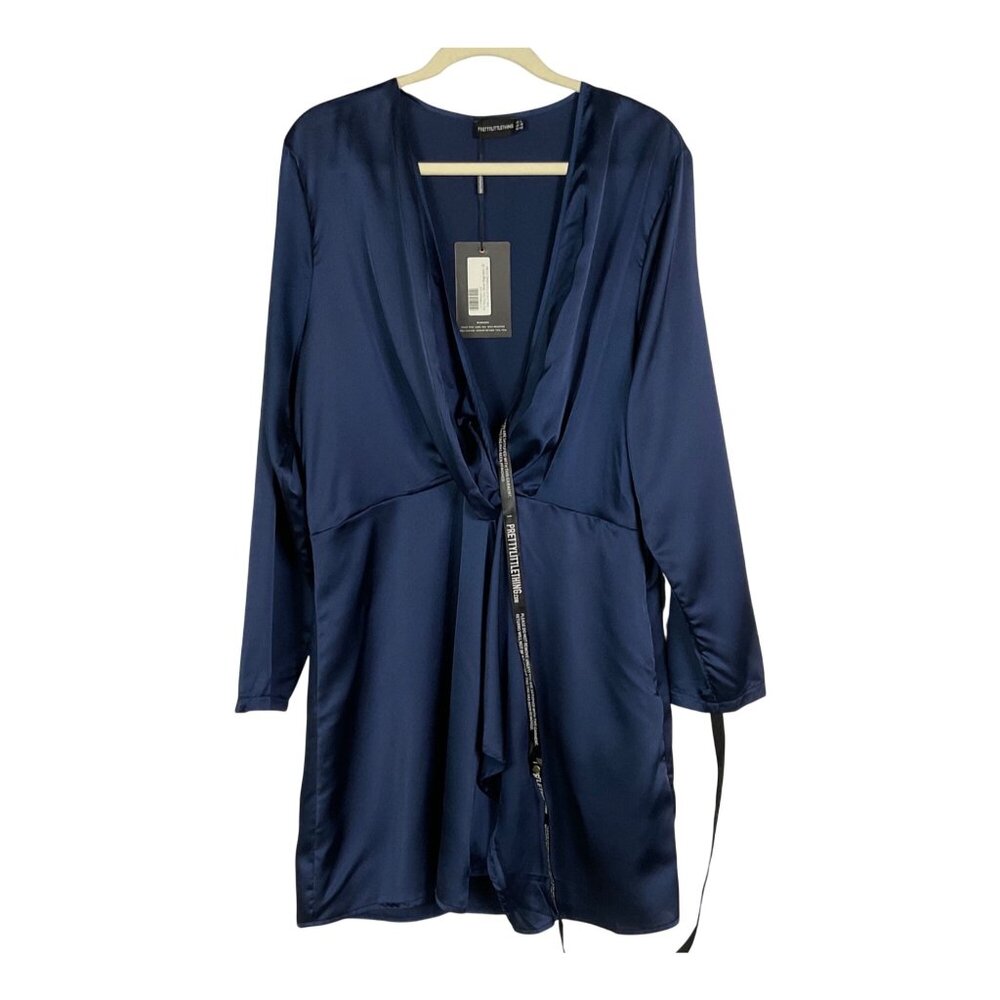 PrettyLittleThing NWT Plus Navy Blue Long Sleeve Wrap Dress, size US Large
